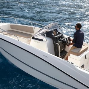 alquile-de-lancha-en-menorca-quicksilver