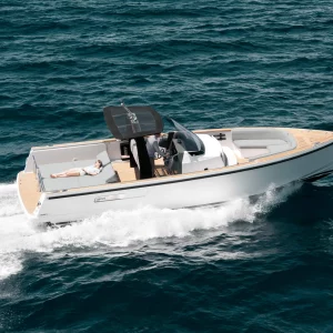 fjord-36-open-photo-exterieur-2019-fjord-36-open-exterieur-view-dsc0122_5889592946207952918_2000