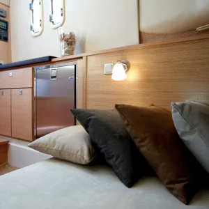 fjord-36-open-photo-interieur-2011-fjord-36-open-interieur_1390525916735289692_2000